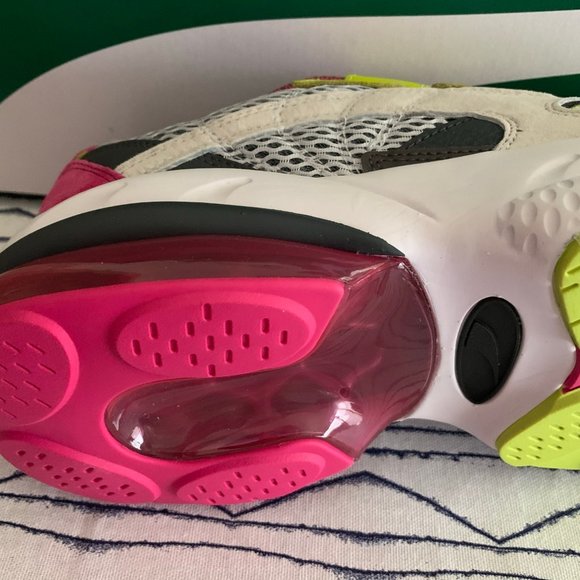 New In Box Men's Puma's Size 12 #75 - Picture 6 of 13